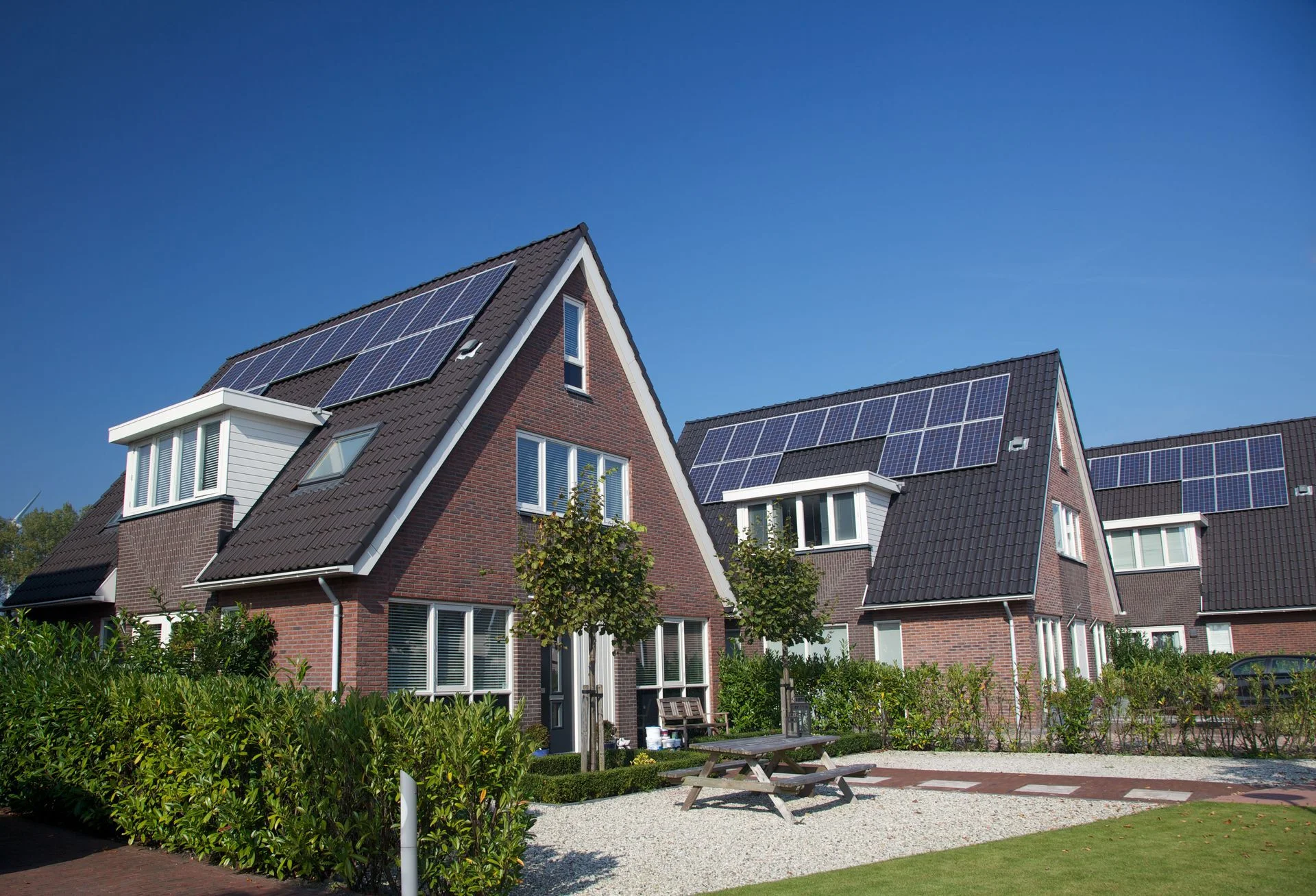 What Residential Roofers Want You to Know Before Installing Solar